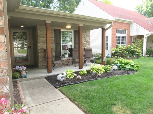 2267 Rolling Oak DR, Indianapolis, IN 46214