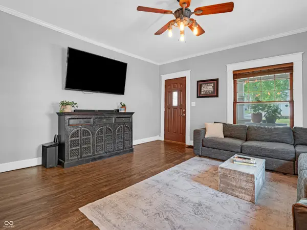 125 W Washington ST, Mooresville, IN 46158