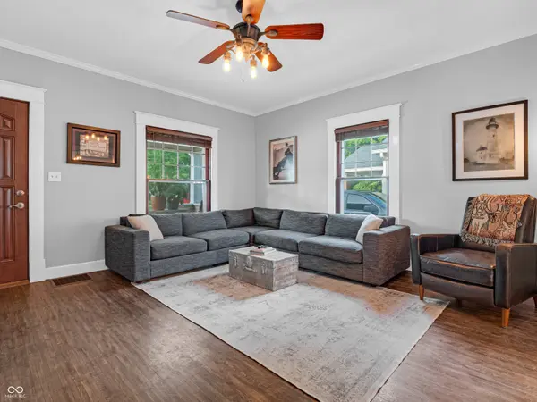 125 W Washington ST, Mooresville, IN 46158