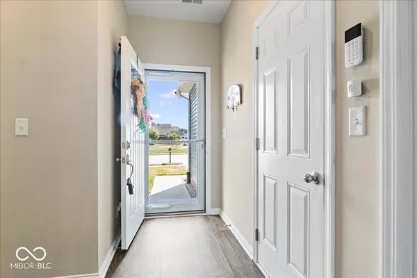 1424 N Niehaus TRL, Huntingburg, IN 47542