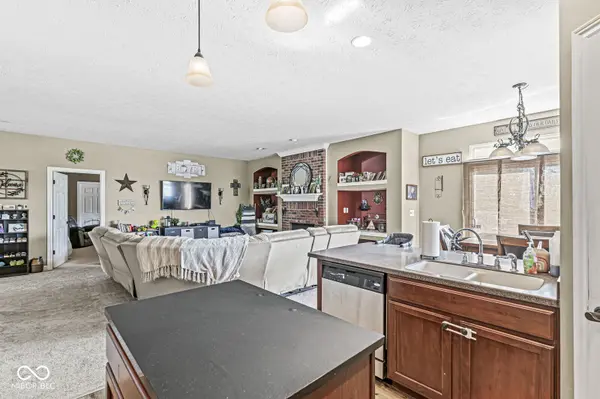 13885 N Honey Creek DR, Camby, IN 46113