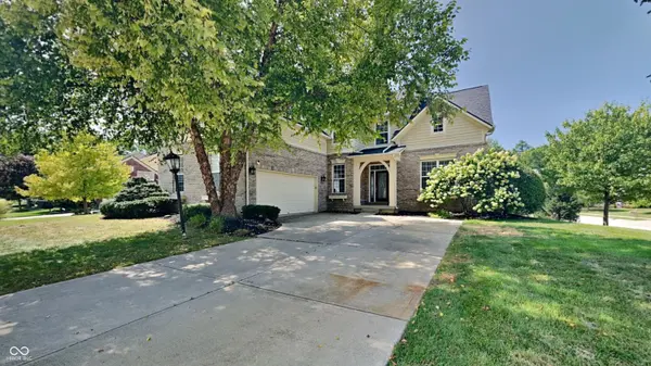 7166 Maple Bluff PL, Indianapolis, IN 46236