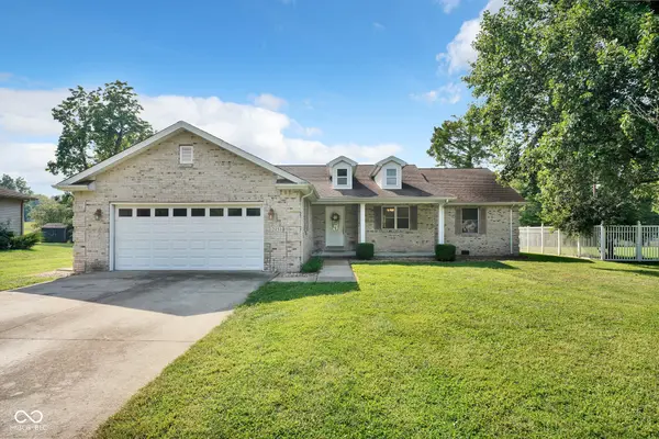 2151 Dogwood TRL, Seymour, IN 47274