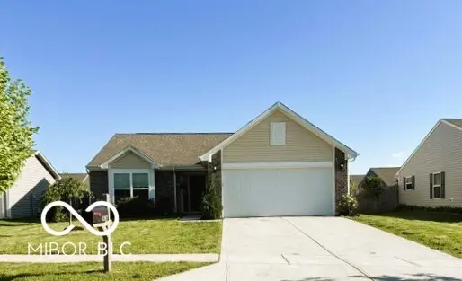 1357 Crabapple RD, Franklin, IN 46131