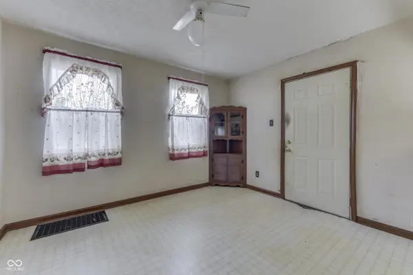 1 S Meridian ST, Greenwood, IN 46143