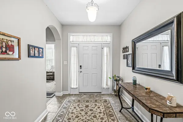 1490 Tuscany DR, Greenwood, IN 46143