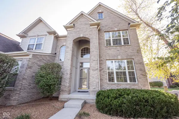 12728 Desplaines DR, Fishers, IN 46037