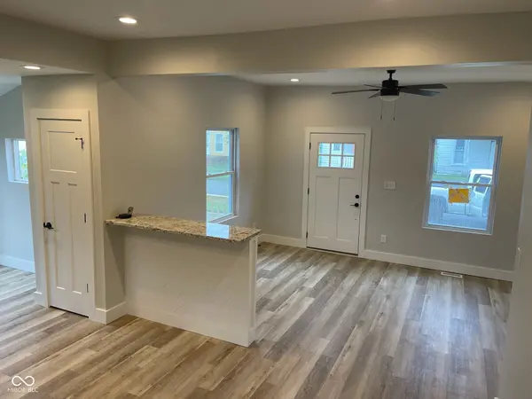 1621 S G ST, Elwood, IN 46036