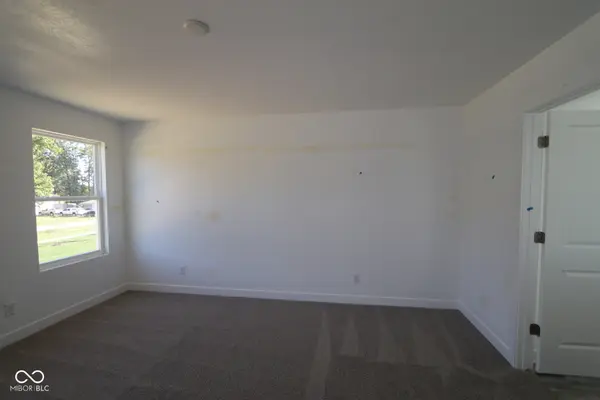 3937 Highcrest RD, Indianapolis, IN 46239