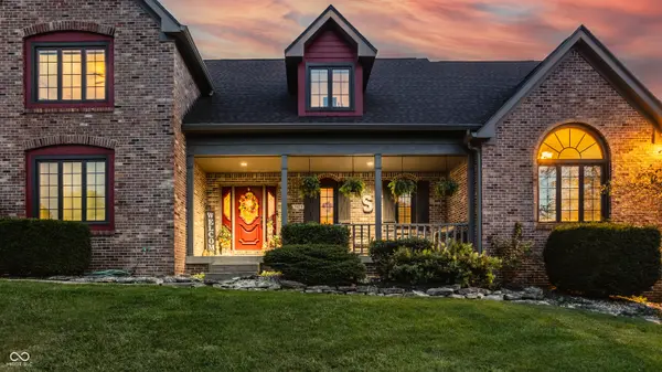 7425 Berkshire LN, Cumberland, IN 46229