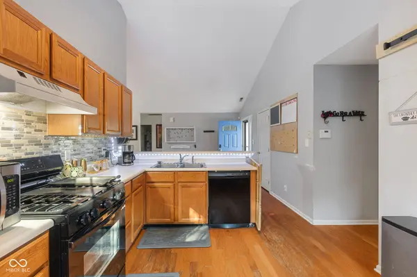 4916 Quail Ridge LN, Indianapolis, IN 46254