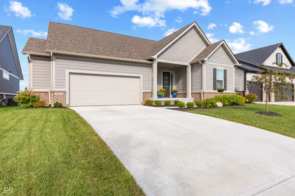 16220 N Brigham LN, Westfield, IN 46074