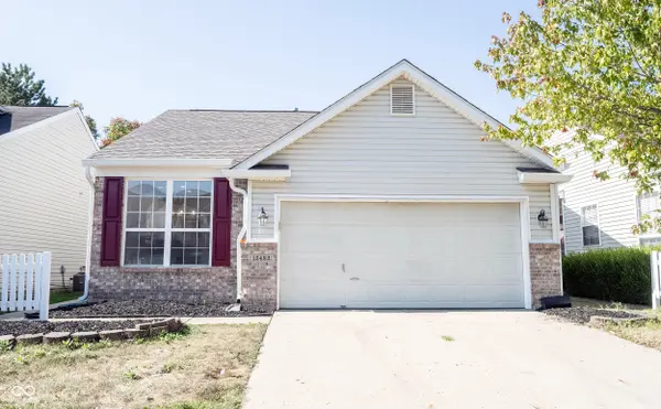 12482 Brookline ST, Carmel, IN 46032