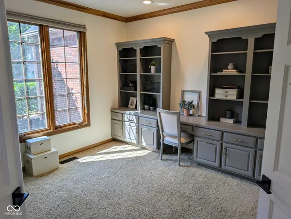 10545 Tremont CIR, Fishers, IN 46037