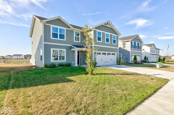 1345 Cascades DR, Greenfield, IN 46140