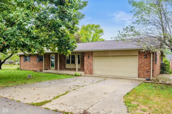 925 S Westchester Park DR, Yorktown, IN 47396