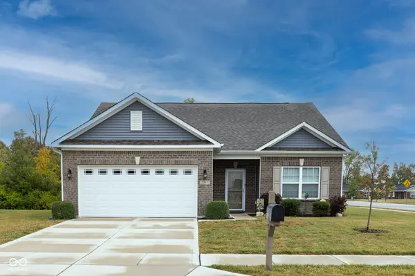 2332 Longleaf LN, Greenfield, IN 46140