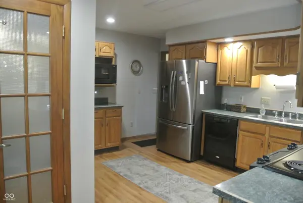 4835 W US 40, Greenfield, IN 46140