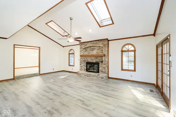 1100 Winterberry DR, Crawfordsville, IN 47933