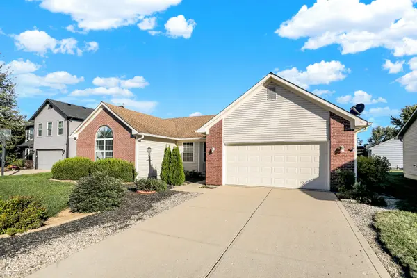 6654 Blackthorn DR, Indianapolis, IN 46221