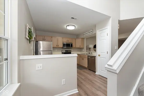 11501 Creekview LN, Indianapolis, IN 46236