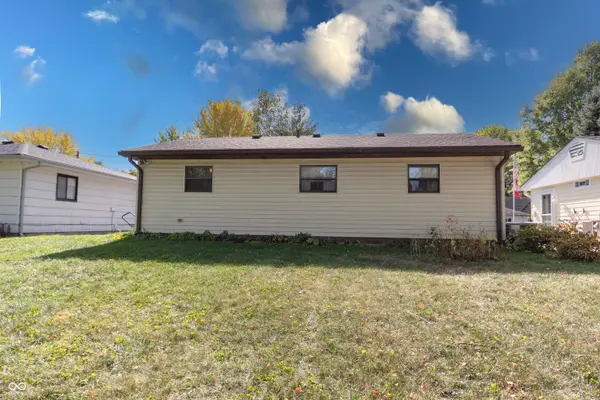 214 W Harriman AVE, Bargersville, IN 46106