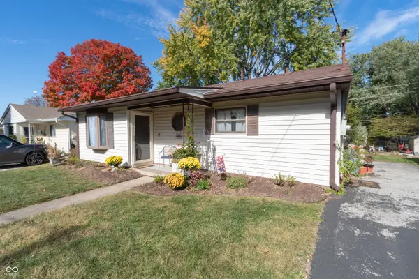 214 W Harriman AVE, Bargersville, IN 46106