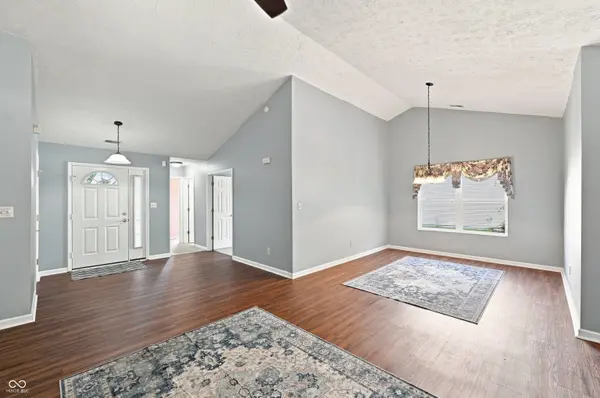 8187 Burnett BLVD, Avon, IN 46123