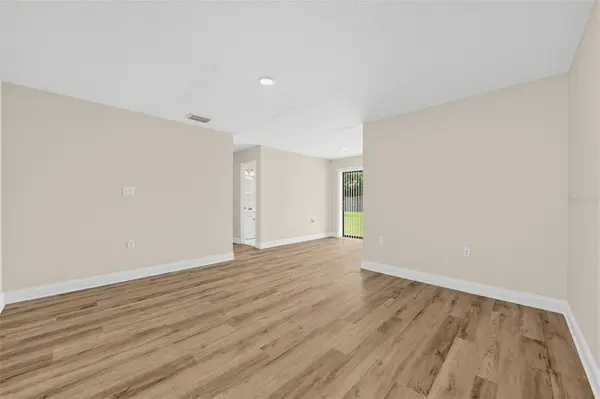 5635 STULL AVE, Orlando, FL 32810