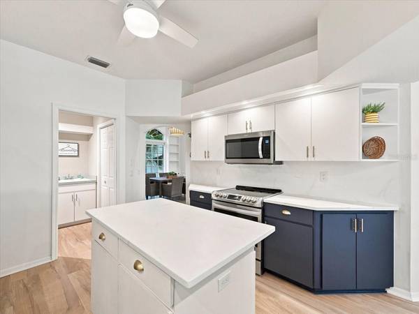 9295 BUTLER BLVD, Weeki Wachee, FL, 34613 photo 23