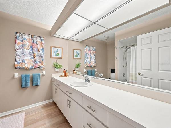 9295 BUTLER BLVD, Weeki Wachee, FL, 34613 photo 47