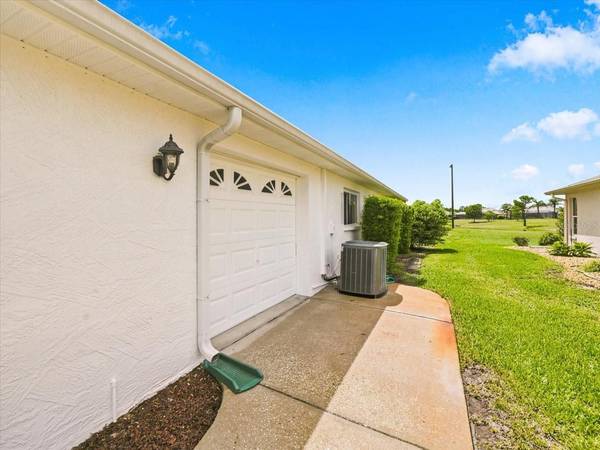 9295 BUTLER BLVD, Weeki Wachee, FL, 34613 photo 7