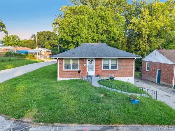 4610 Seattle ST, St Louis, MO 63121