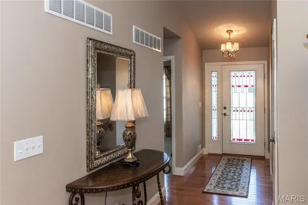 910 Daffodil Ridge DR, O'fallon, MO 63366