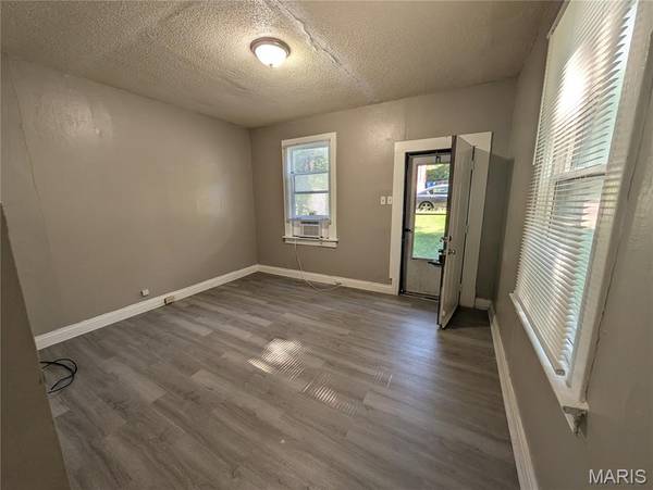 7044 Beulah AVE, Jennings, MO 63136