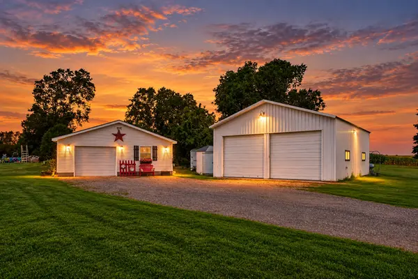 9711 Ireland AVE NW, Annandale, MN 55302