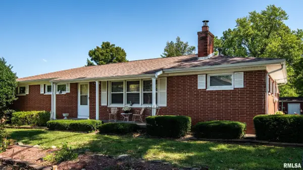 608 E 1ST ST, Carterville, IL 62918