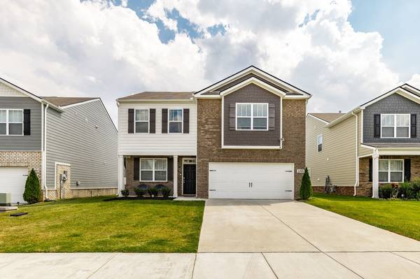 2293 Tate Farm Ln, White House, TN 37188