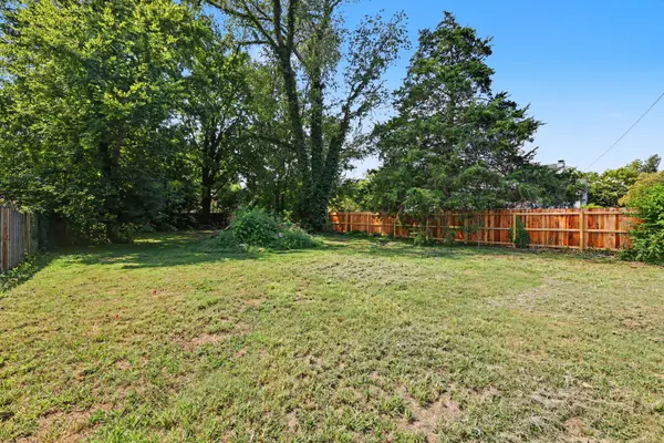 1004 E Vine St, Murfreesboro, TN 37130