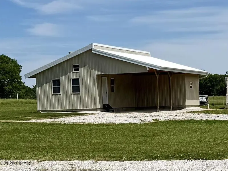 6351 Vixen RD, Pierce City, MO 65723