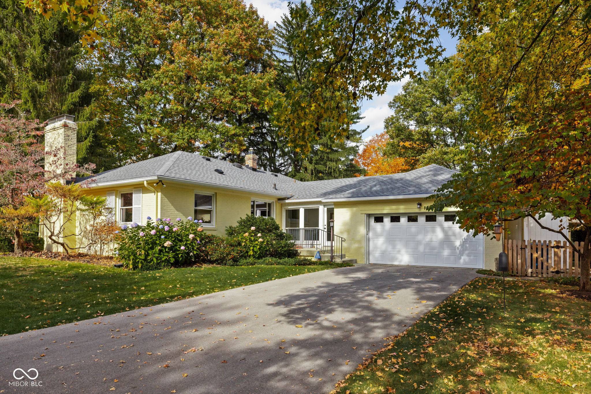 7949 Windcombe BLVD, Indianapolis, IN 46240