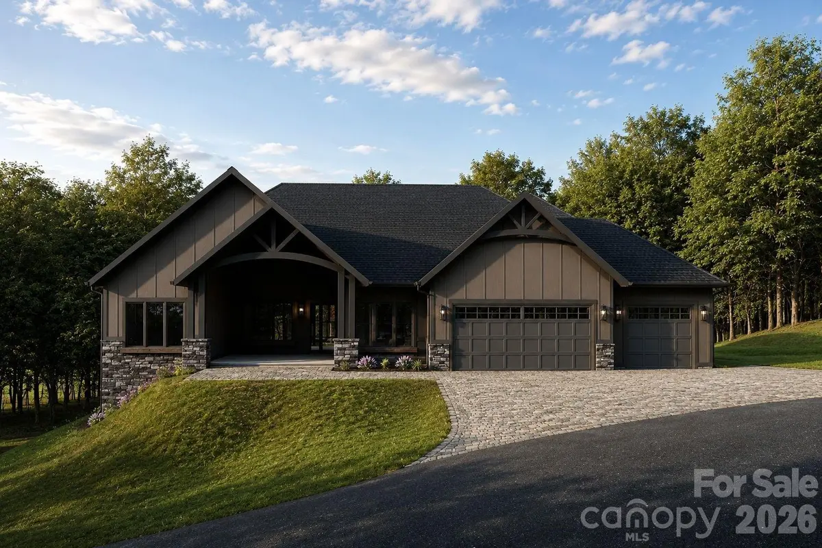 723 Ascension VLY #27, Horse Shoe, NC 28742