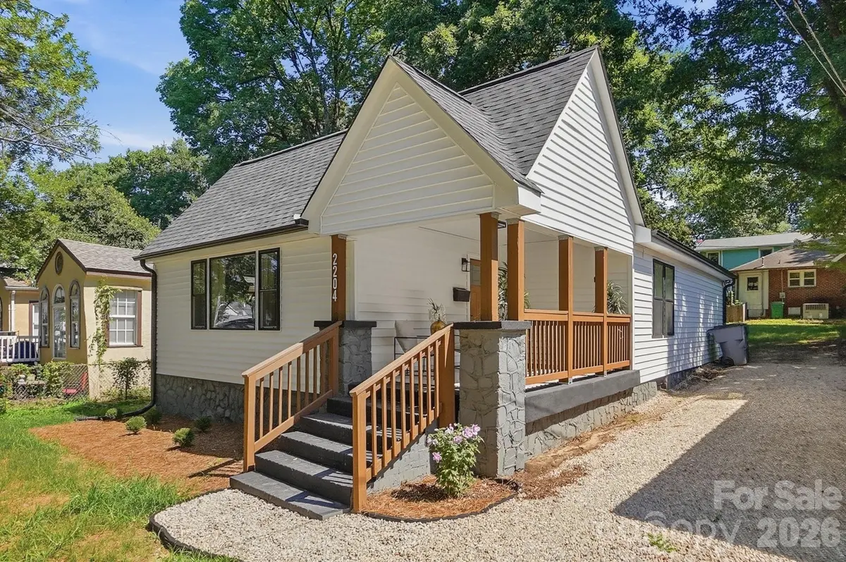 2204 Rozzelles Ferry RD, Charlotte, NC 28208