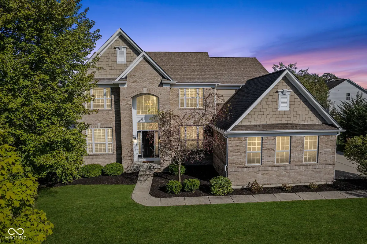 10233 Fantina LN, Fishers, IN 46040