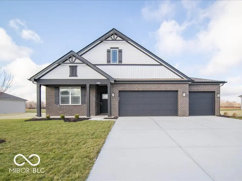 2286 Pine Valley DR, Plainfield, IN 46168