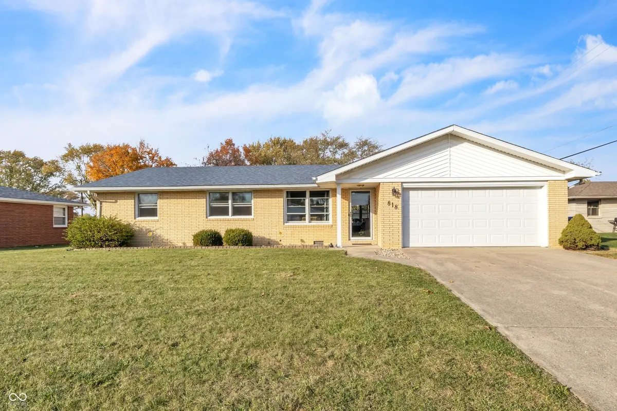 818 Alpine DR, Anderson, IN 46013