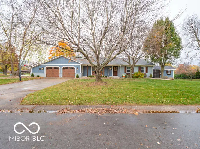 4441 Hazy LN, Greenwood, IN 46142