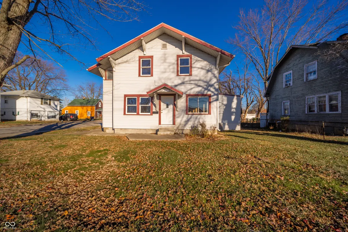 126 W 29th ST, Anderson, IN 46016