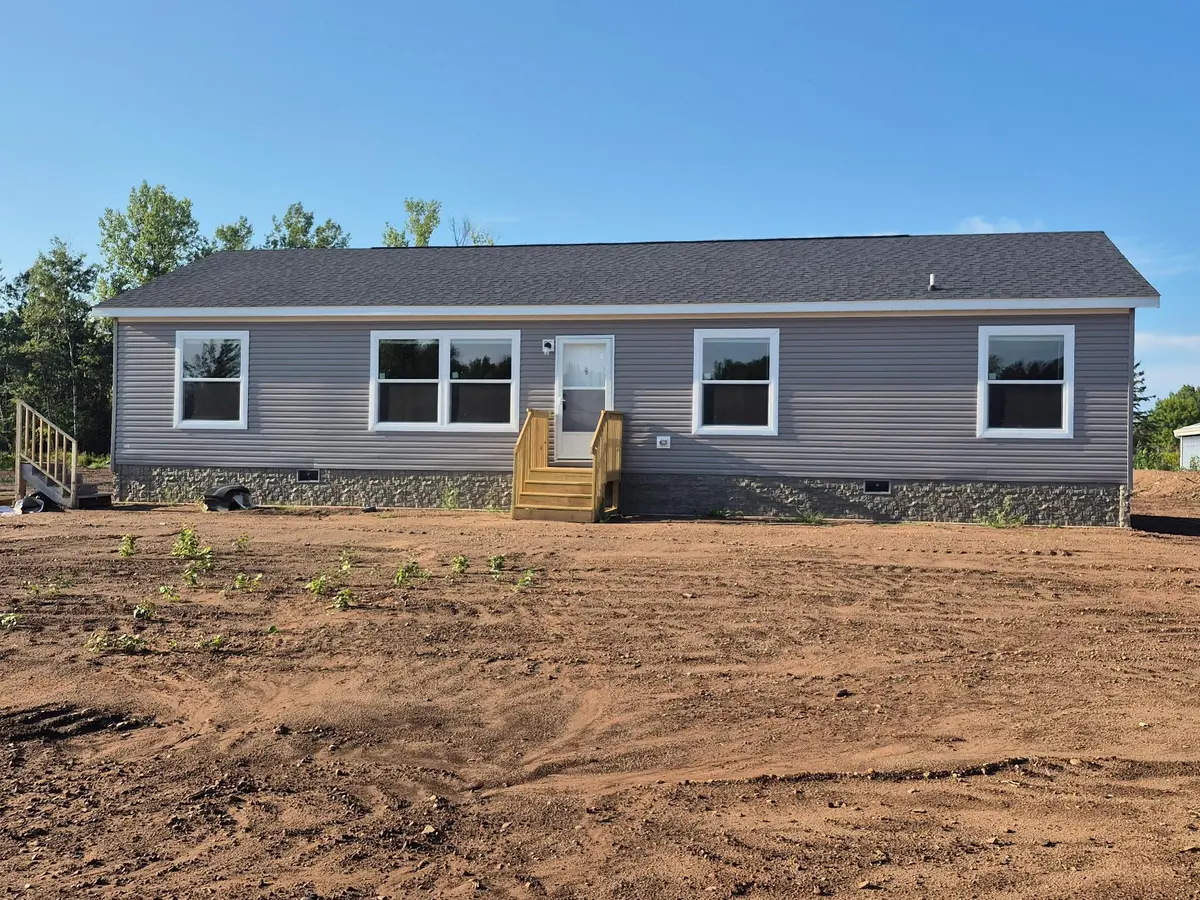112 Eagle DR, Sandstone, MN 55072