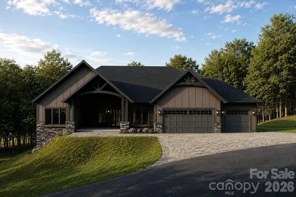 723 Ascension VLY #27, Horse Shoe, NC 28742